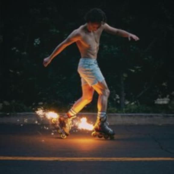 Benson Boone - Fireworks  Rollerblades