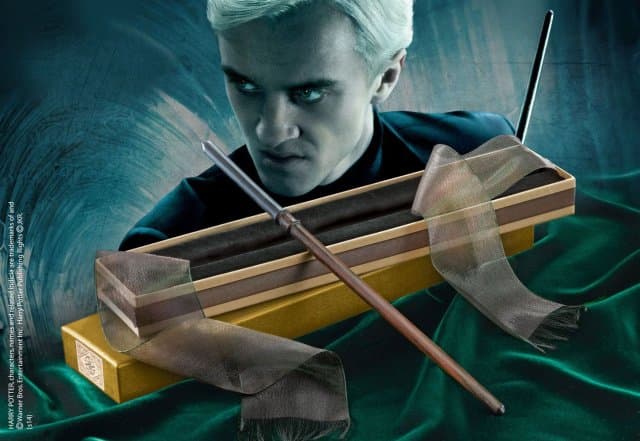 Harry Potter - Draco Malfoys Wand In Ollivanders Box (Merchandise Collectible)