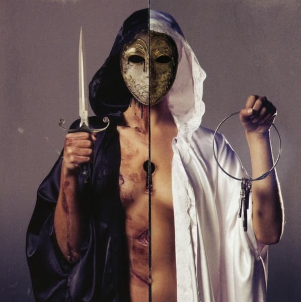 Bring Me The Horizon - There Is A Hell Believe Me I've Seen It. There Is A Heaven Let's Keep It A Secret. (CD)